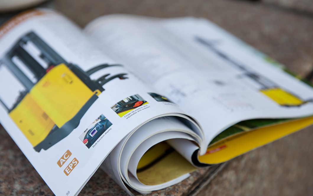 宣傳畫(huà)冊設計1P多少錢(qián)？